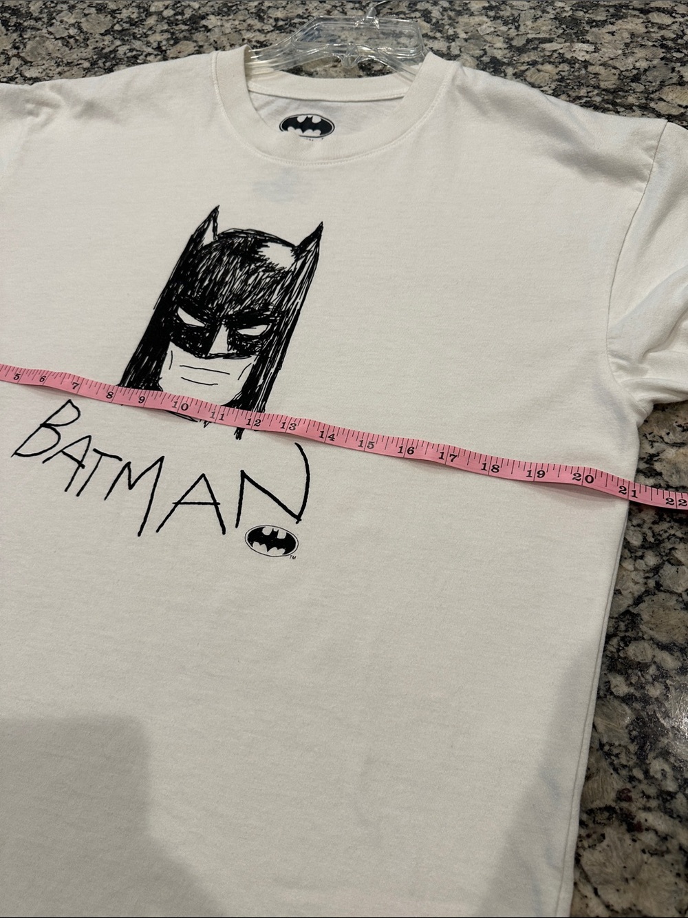 Batman DC Comics Sketch Graphic Tee cream and black size L - Picture 5 of 6
